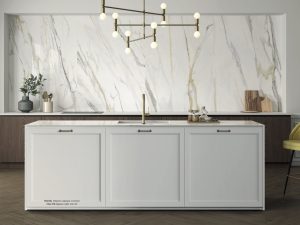 Kitchen backsplash with Porcelain Slab that looks like Calacatta marble